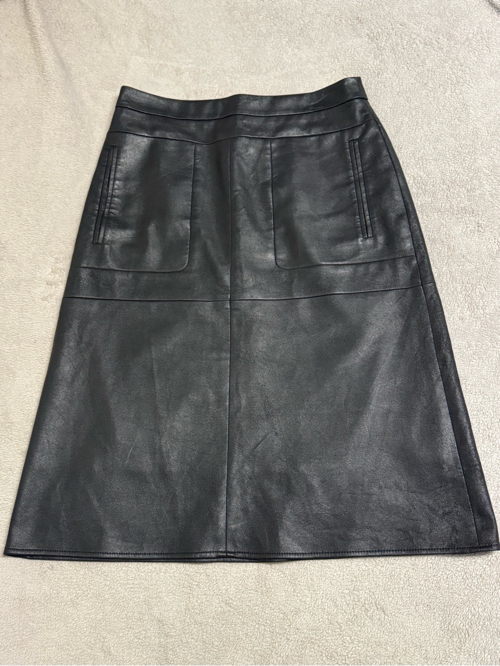 BCBGMAXAZRIA Leather-Look A-Line Skirt in Black Like New